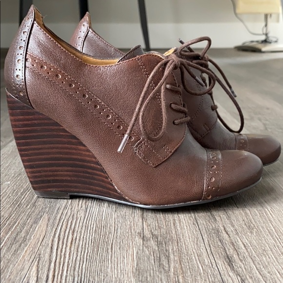 Nine West Shoes - Nine West Leather Lace Up Ankle Bootie Wedges